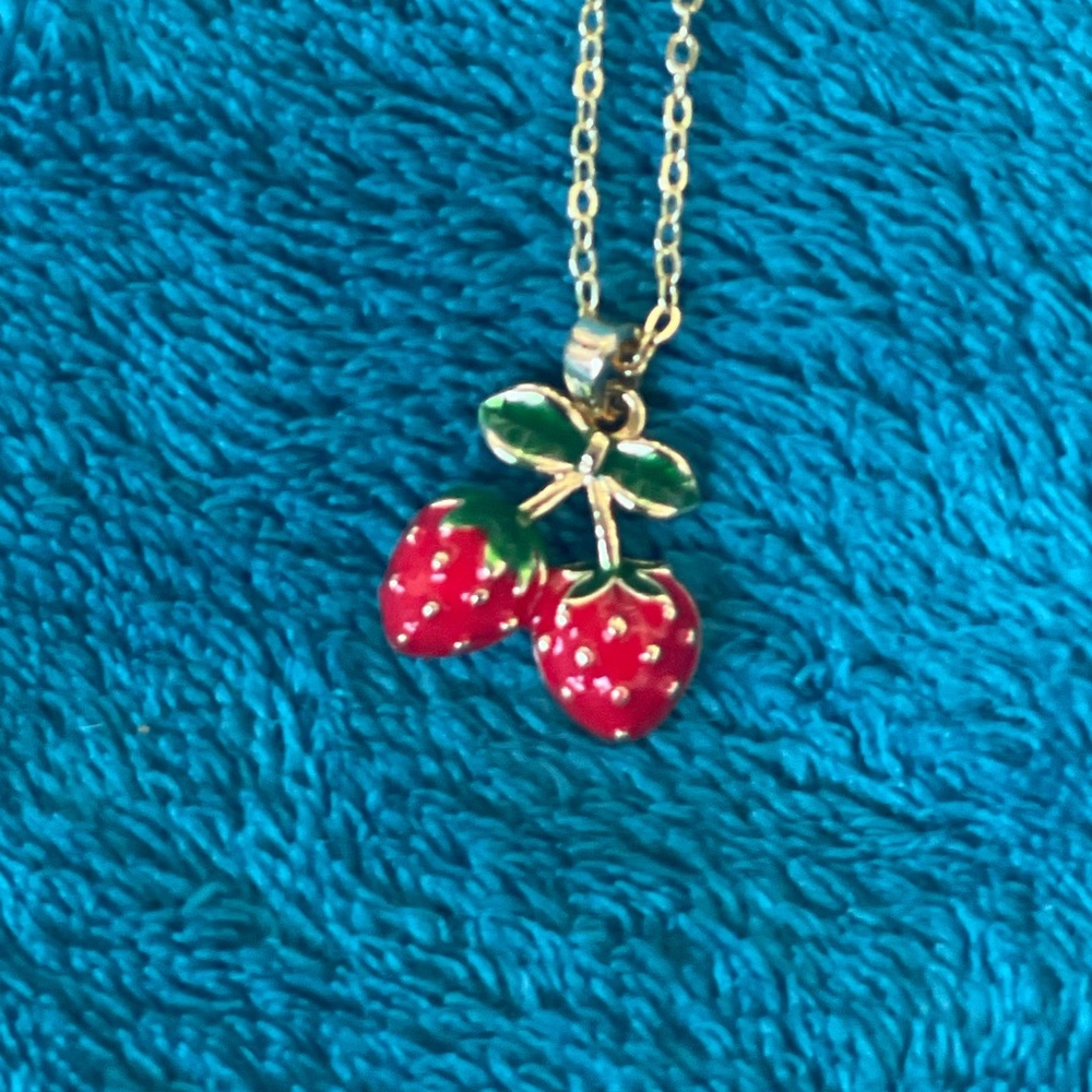 Strawberry Pendant Necklace Gold Rhodium Necklace Hypoallergenic - Picture 4 of 9